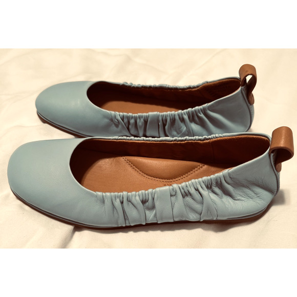 Gentle Souls by Kenneth Cole MAVIS Leather Ballet Flats Light Blue sz 6 M - Picture 1 of 7